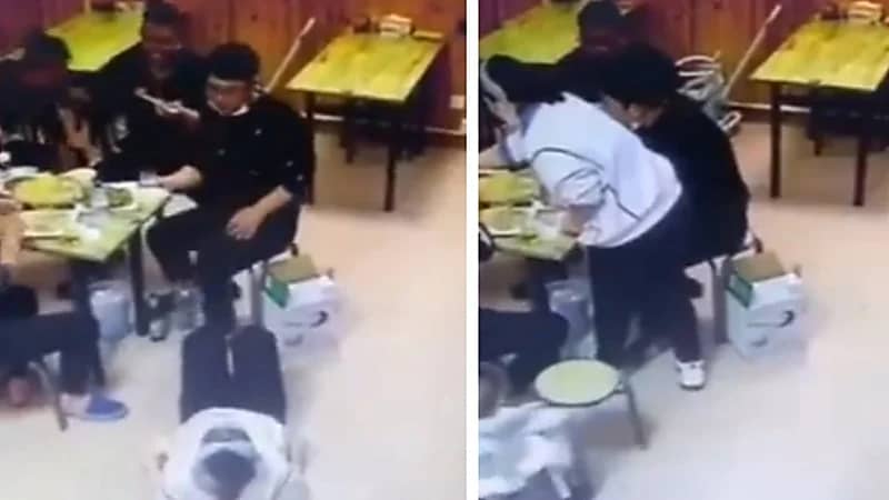 شاهد.. طفل رضيع يغافل والدته ويسحب الكرسي بطريقة غير متوقعة