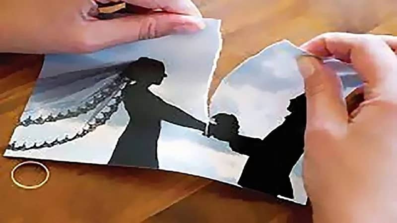 امرأة في مكة تطلب فسخ عقد النكاح لعدم موافقة زوجها على إكمال دراستها