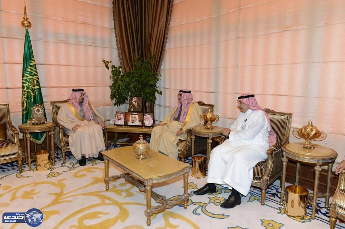 أمير عسير يستقبل وزير الشؤون البلدية والقروية وشدد على تحري الدقة في اختيار المقاولين