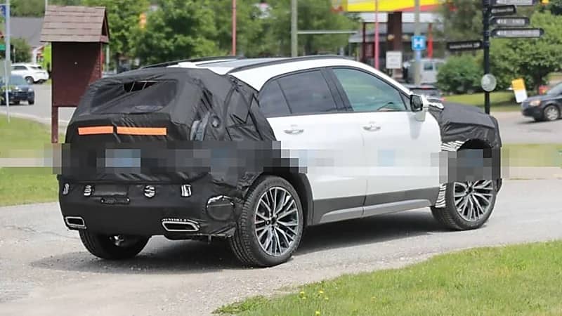 بالصور.. ظهور كاديلاك XT4 2024 فيس ليفت للمرة الأولى