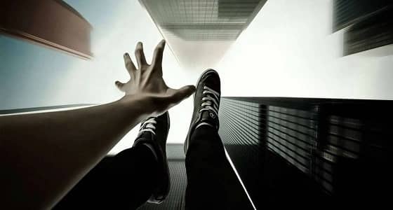 شاب صيني يسقط من أعلى ناطحة سحاب بسبب مقطع فيديو