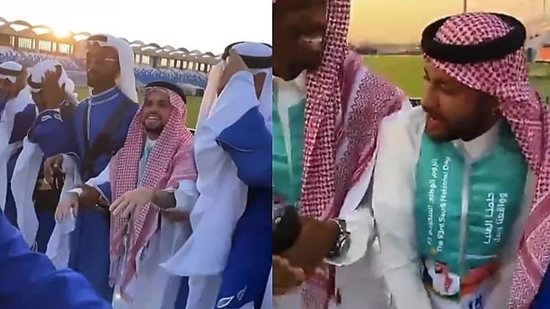 لاعبو الهلال يؤدون العرضة .. فيديو