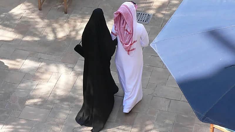 استشاري أسري: الواقعية بين الزوجين أفضل من المثالية