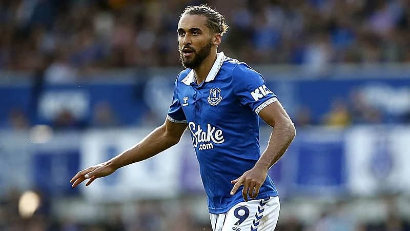 الاتفاق يسعى للتعاقد مع مهاجم إيفرتون