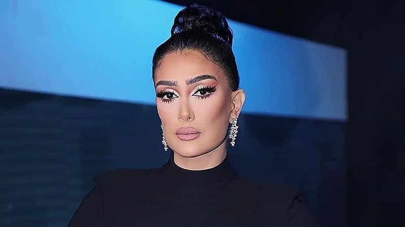 غادة عبدالرازق تستعرض رشاقتها بإطلالة ساحرة .. صور