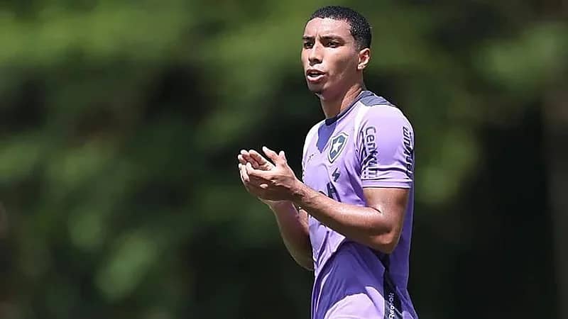 بوتافوغو يوافق على انتقال مدافعه الشاب إلى الظفرة الإماراتي