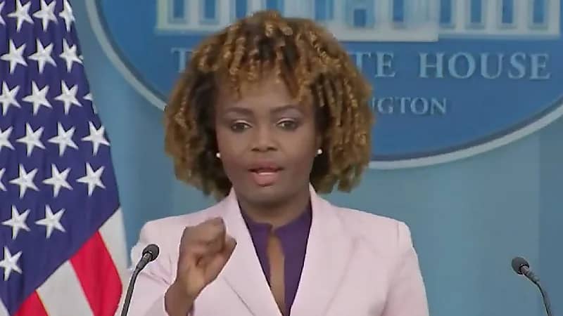 متحدثة البيت الأبيض تتجاهل سؤالاً عن صحة بايدن النفسية والجسدية .. فيديو