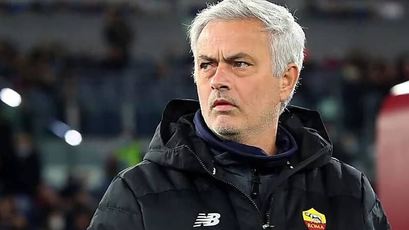 مورينيو أبرز المرشحين لتدريب الاتحاد خلفًا لـ سانتو