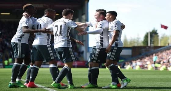 مانشستر يونايتد يفوز على بيرنلي في الدوري الإنجليزي