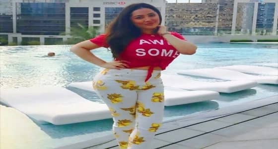 بالفيديو.. أمينة العلي تجرب صوتها وتغني لطلال مداح