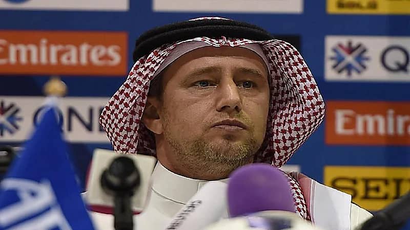 ريجيكامب يقترب من التوقيع للأهلي