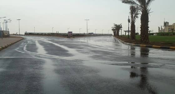 أمطار النعيرية.. 12 حادثا و23 إصابة وانقطاع الكهرباء لـ15 ساعة