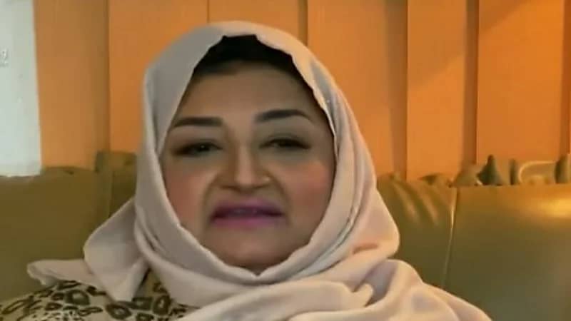 مواطنة تروي تفاصيل حول إقلاعها عن التدخين بعد تعرضها لاختناق مفاجئ أثناء النوم " فيديو "