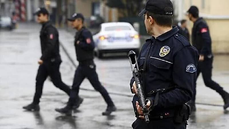 الشرطة التركية تضبط الفنان السوري عمر سليمان