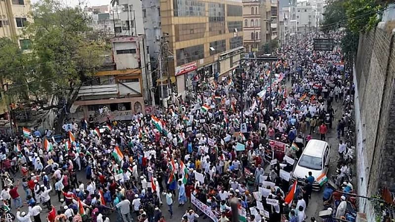 الهند تحاول السيطرة على الغضب من التصريحات المسيئة للإسلام