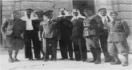 صور قديمة لعودة أول دفعة من طياري المملكة عام 1936