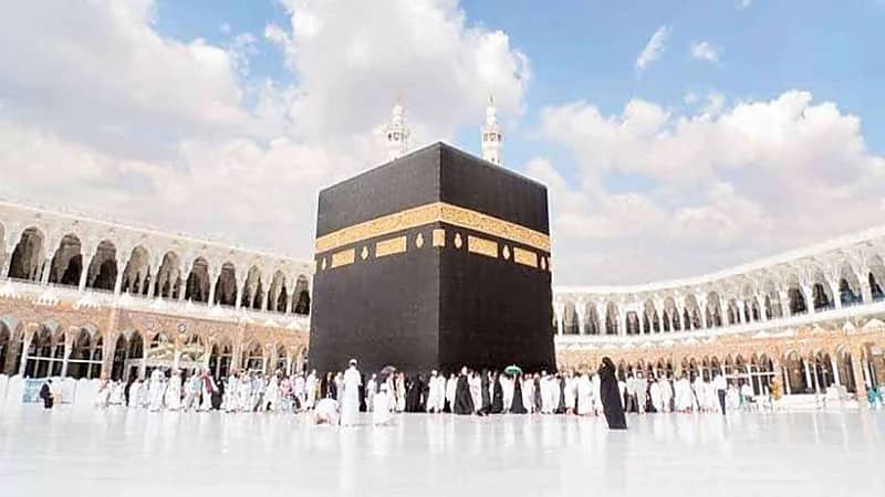 الحج توضح آخر موعد لإصدار تصاريح العمرة