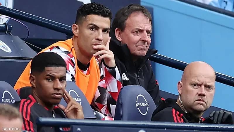 مدرب مانشستر يضع شرطا أساسيا لإنهاء أزمته مع رونالدو