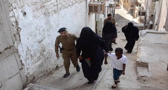 بالصور.. القبض على 100 مخالف من مخالفي نظام الإقامة والعمل بالعاصمة المقدسة