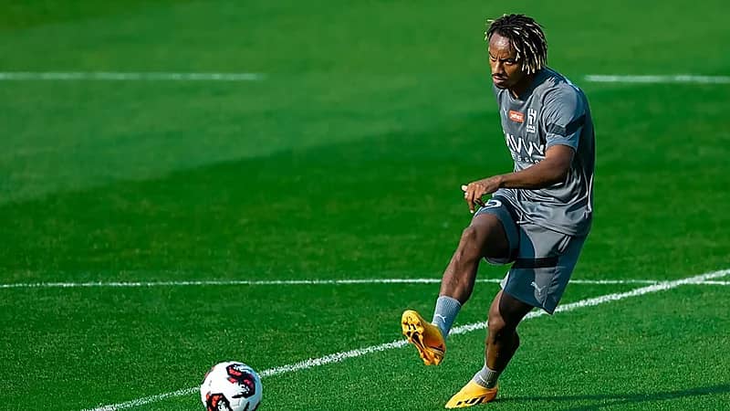 حقيقية رحيل كاريلو عن الهلال