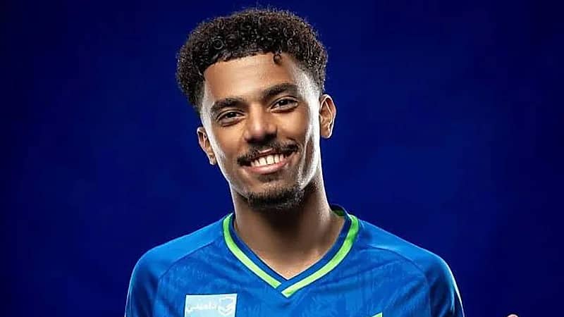 عائلة الجليدان تحتفل بانتقاله للاتحاد ..صور