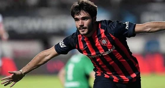 الهلال يتعاقد مع سيروتي رسميا