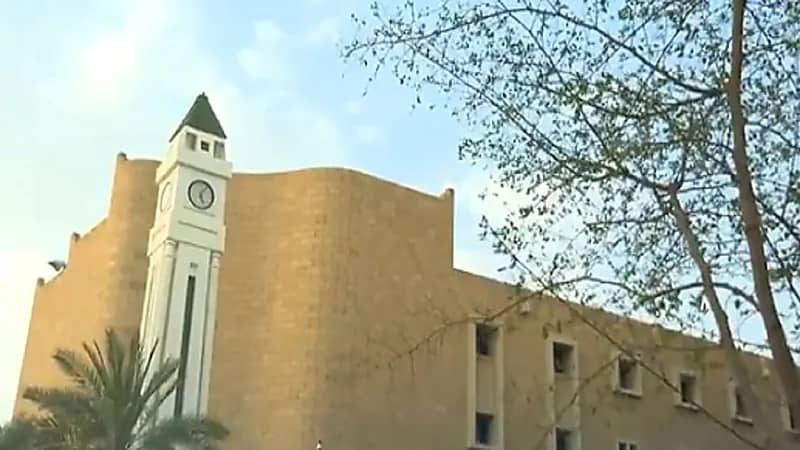 بالفيديو.. قصة ساعة "الصفاة" الناطقة بصوت نسائي في بداياتها بالرياض