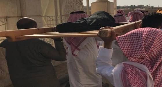 والدة الطفلة روان: لا أعرف النوم وأنا أتخيل وجهها الغارق في الدماء