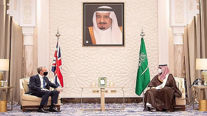 بالفيديو.. سمو ولي العهد يلتقي في مكتبه بـ"نيوم" وزير الخارجية البريطاني