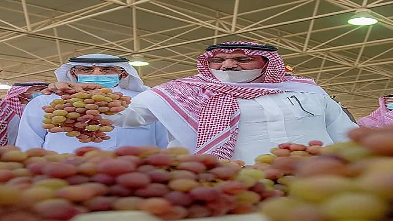 أمير القصيم: المهرجانات الزراعية الموسمية تحوّلت لصناعة تتميز بها المنطقة