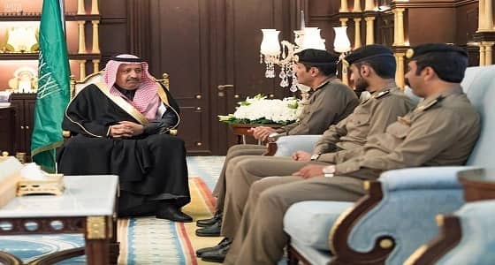أمير الباحة يتسلم نسخة من التقرير الإحصائي السنوي للسجون