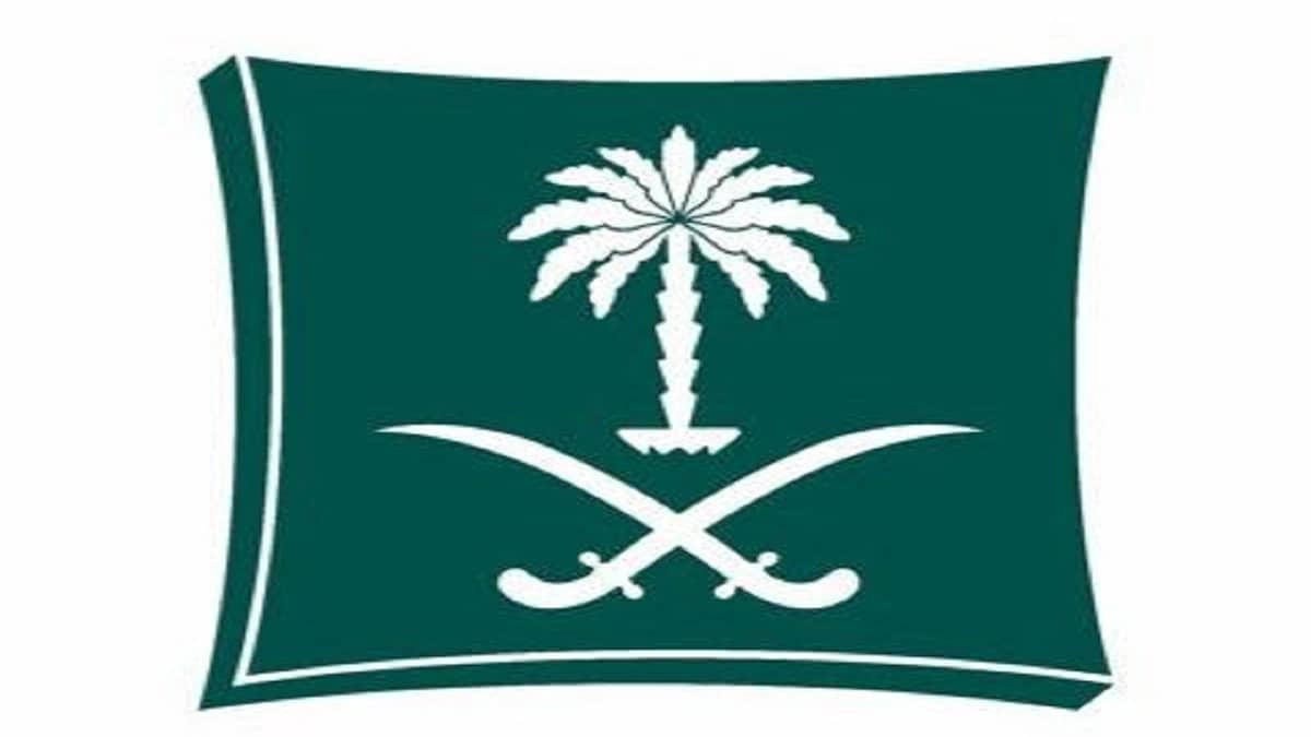 التعاون يخطط لضم مدافع الأهلي