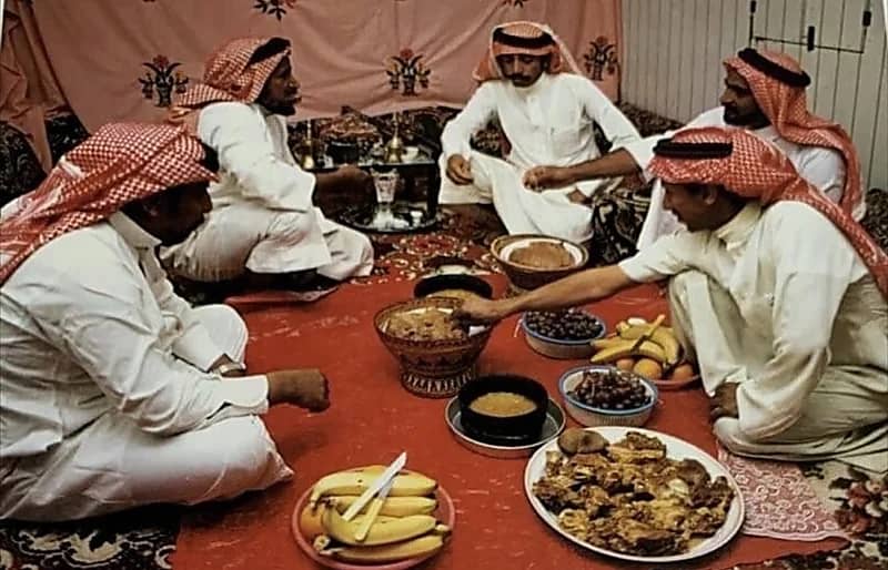 وليمة في أحد المنازل بنجران قبل 41 عام