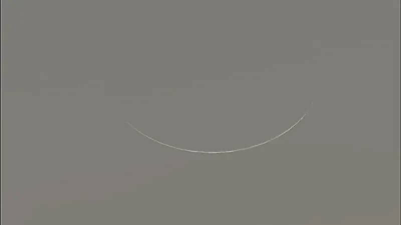 فلكية جدة: هلال ذي القعدة يزين السماء اليوم