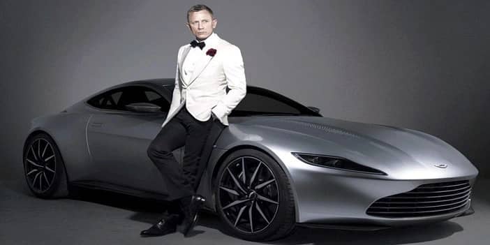الكشف عن مبدع سيارات جيمس بوند.. الصياد والقرش