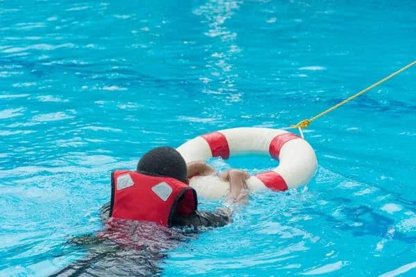 نصائح مهمة من "الصحة" لمنع حوادث غرق الأطفال