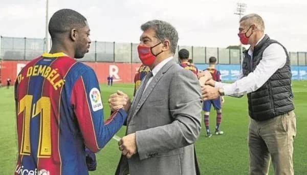 وكيل أعمال "ديمبلي" يمنع تجديد تعاقده مع برشلونة