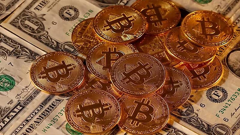 بالفيديو.. متضرر من العملة الرقمية: تداولت بـ 50 ألف دولار فأصبحوا 15 دولار في أسبوع