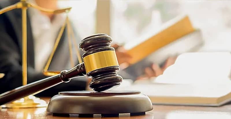 تفاصيل جديدة في اعترافات طليق وزيرة مصرية متهم بالرشوة