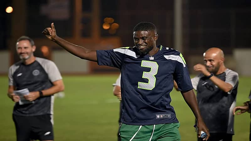 الشباب ينهي تعاقده بمحترفه اندياي