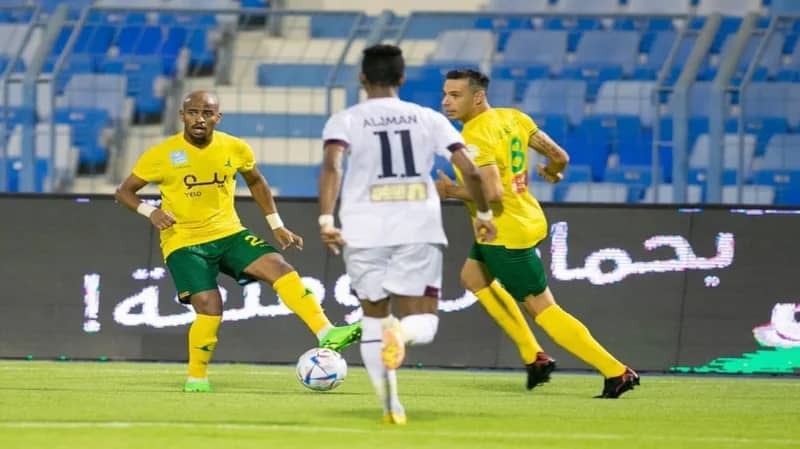 الخليج يتعادل سلبياً أمام العدالة