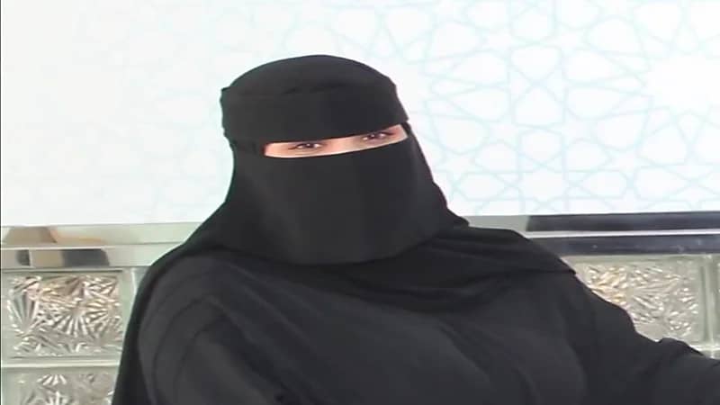 شاهد.. غادة البلوي تروي تفاصيل إنقاذها طفل فقد التنفس نهائياً في مدارس تبوك