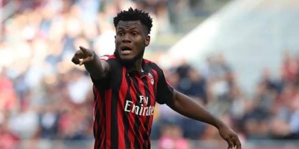 مانشستر يونايتد ينافس برشلونة على ضم "كيسي"