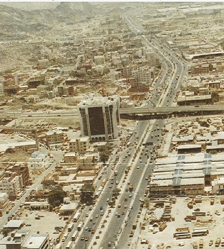 مشهد جوي لحي العزيزية بمكة المكرمة قبل 40 عام