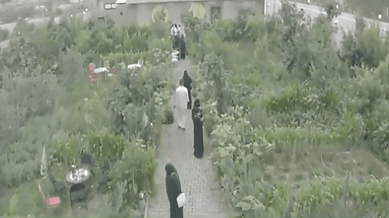 مواطن يجعل من مزارعه وأملاكه مزارا سياحيا في الباحة