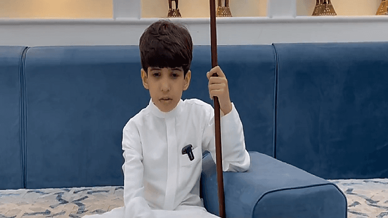 بالفيديو.. طفل كفيف وهبه الله الحفظ وقوة الذاكرة