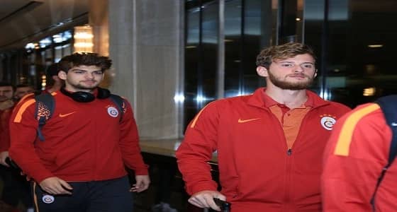 بالصور .. جالطة سراي يصل الدمام قبل لقاء الاتفاق