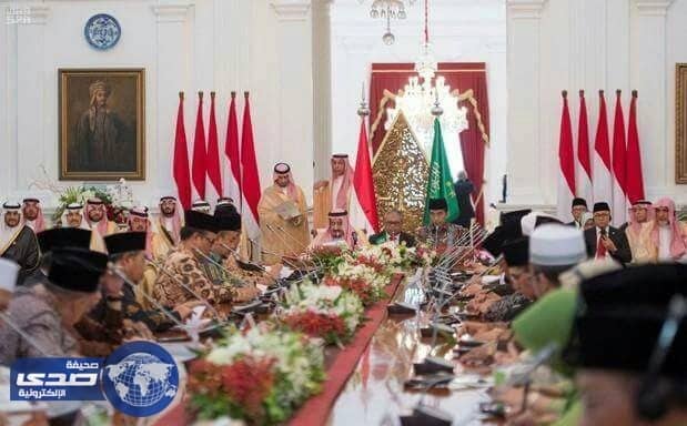 الملك سلمان و الرئيس الإندونيسي يلتقيان أبرز الشخصيات الإسلامية
