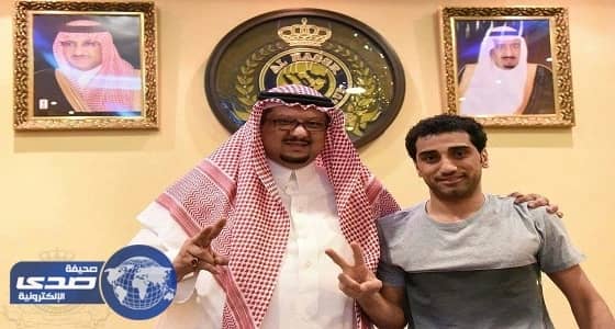 بعد دفع جزء من مستحقاته. الراهب نصراوي لموسمين