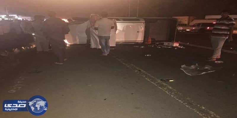 انحراف مركبتين عن مسارها بطريق العرضيات